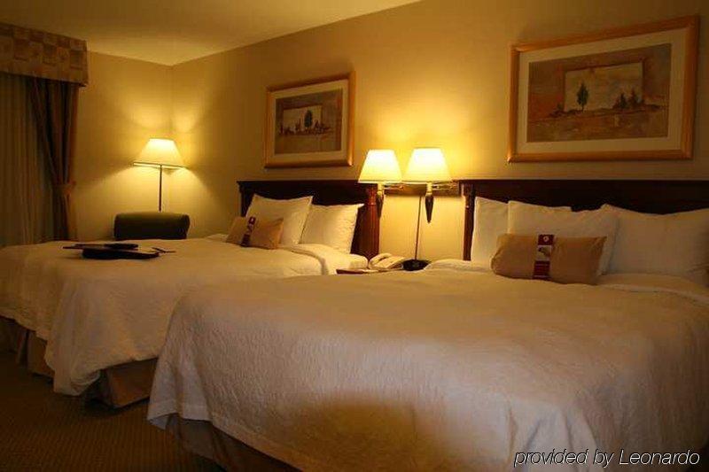 Hampton Inn & Suites By Hilton Toronto Airport Mississauga Zimmer foto