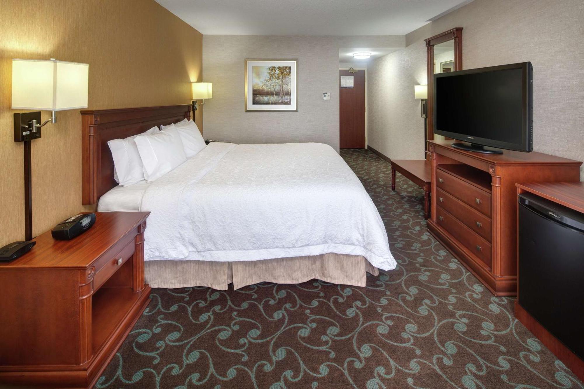 Hampton Inn & Suites By Hilton Toronto Airport Mississauga Exterior foto