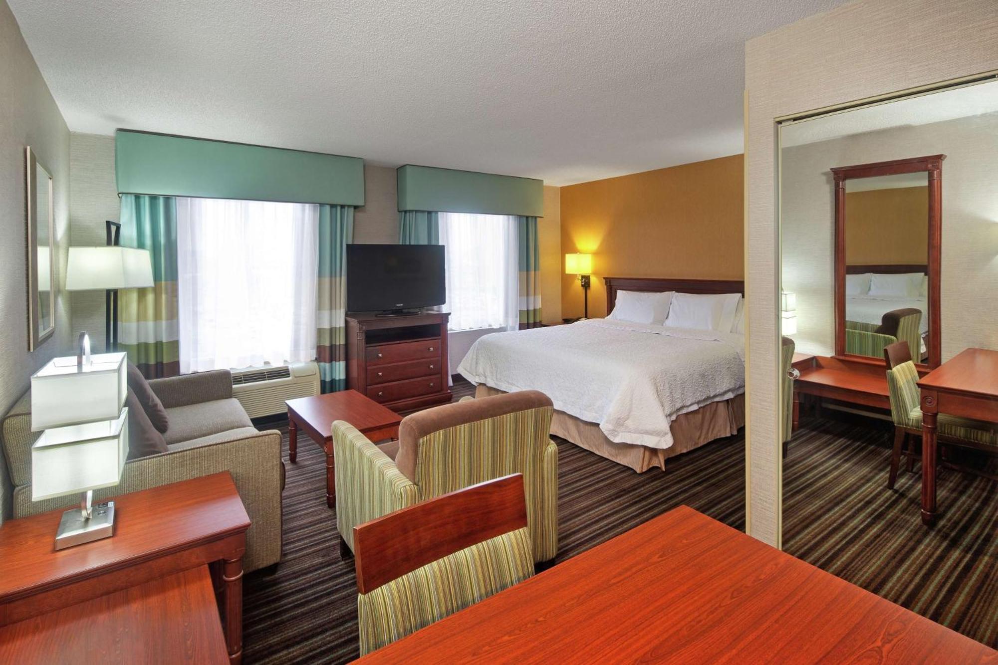 Hampton Inn & Suites By Hilton Toronto Airport Mississauga Exterior foto