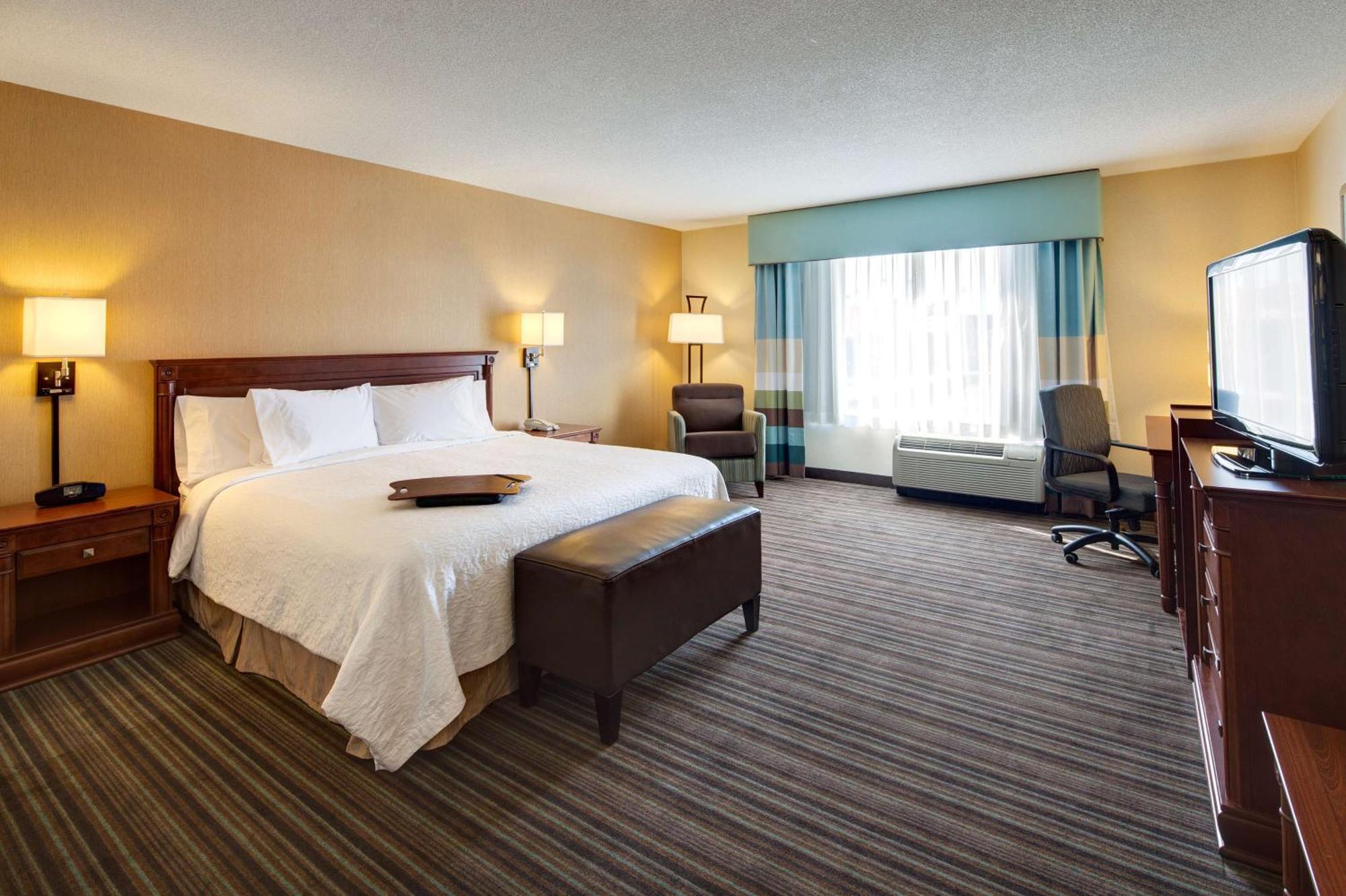Hampton Inn & Suites By Hilton Toronto Airport Mississauga Exterior foto