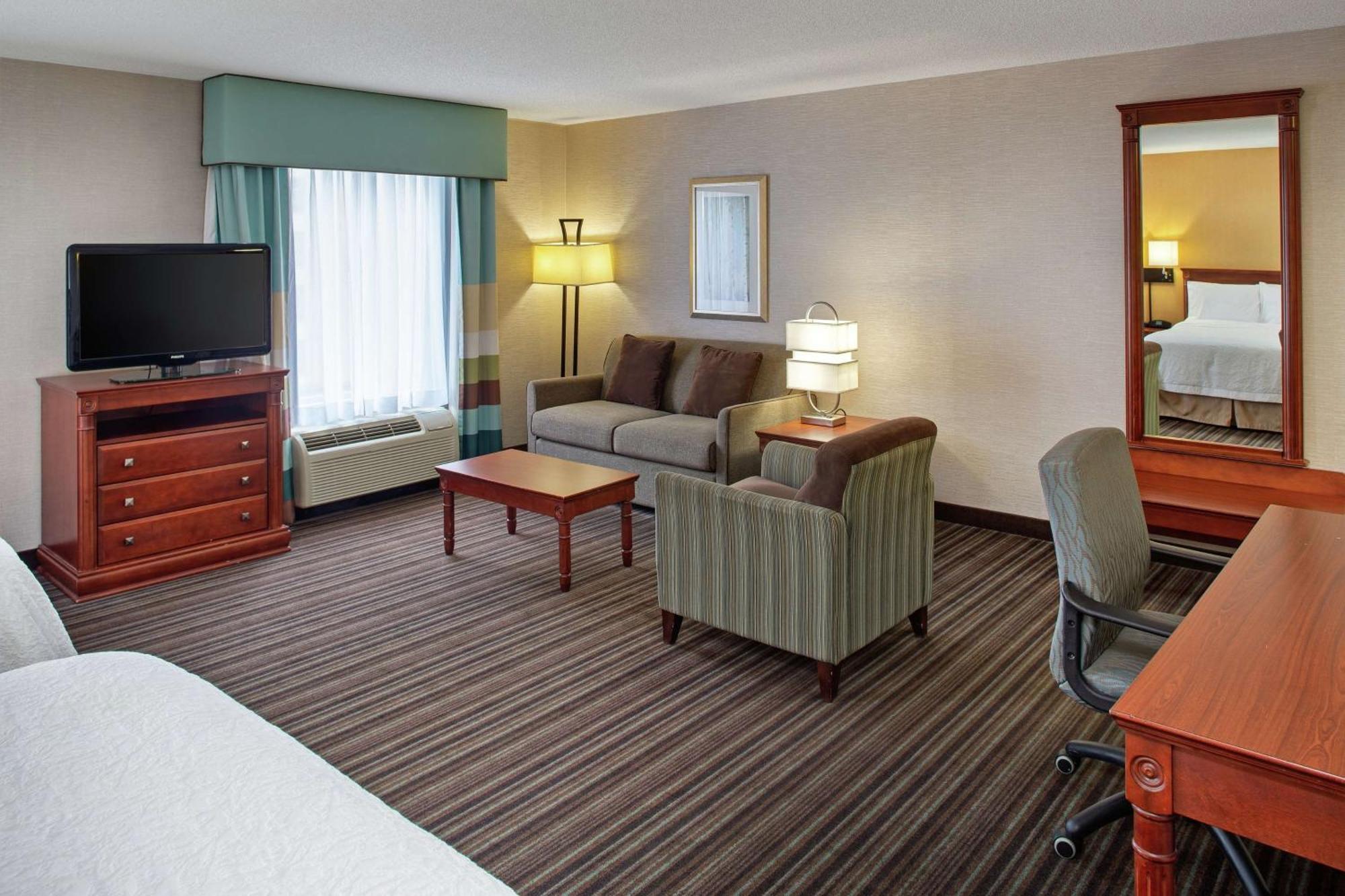 Hampton Inn & Suites By Hilton Toronto Airport Mississauga Exterior foto