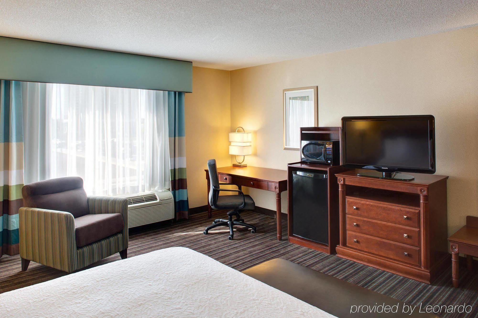 Hampton Inn & Suites By Hilton Toronto Airport Mississauga Zimmer foto